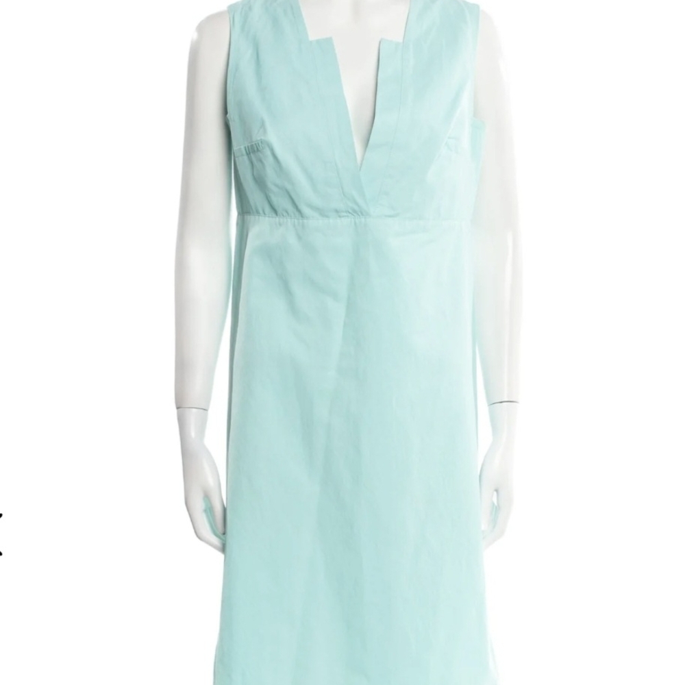 Agnes B. Mint Green V-Neck Sleeveless Dress